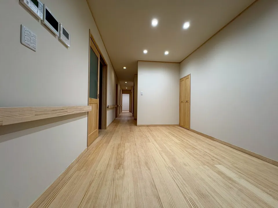 木の廊下